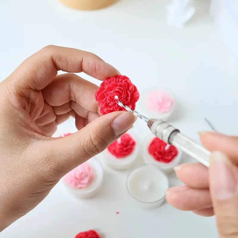 Um conjunto de ferramentas de  - Candle Making Raw Material avaliação e preço